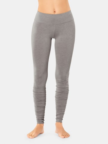 Legginsy sportowe w kolorze szarym