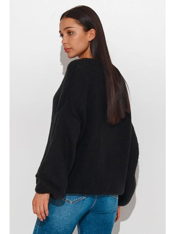 Sweter w kolorze czarnym