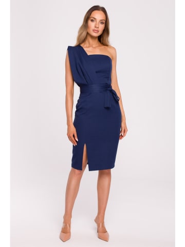 Kleid in Dunkelblau