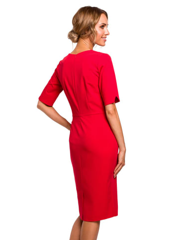 Kleid in Rot