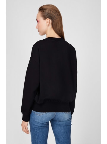 Bluza w kolorze czarnym