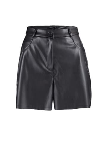 Shorts in Schwarz