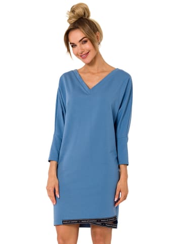 Kleid in Hellblau