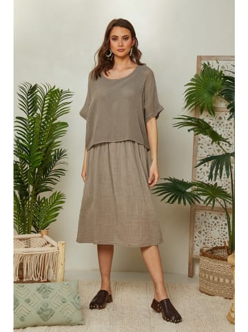 Kleid in Taupe