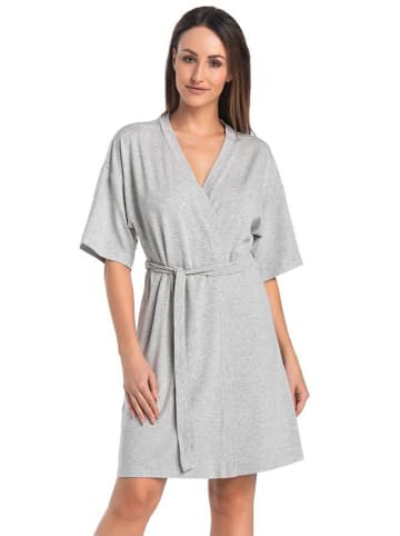 Kimono in Grau