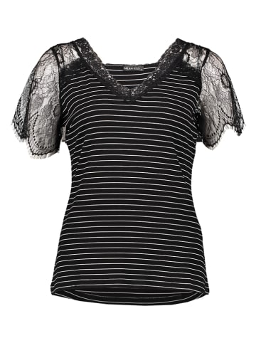 Shirt in Schwarz/ Weiß