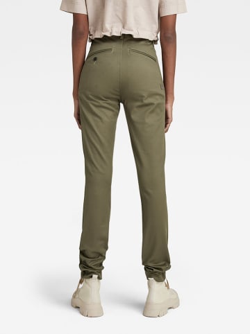Chino in Grün