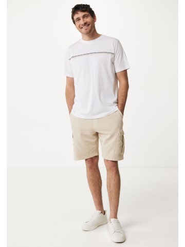 Shirt wit