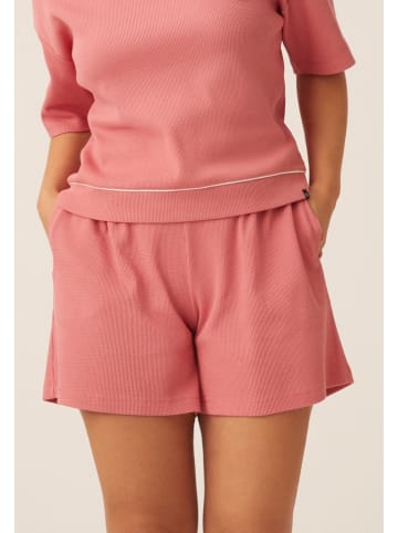 Shorts in Pink