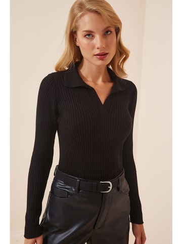Sweter w kolorze czarnym