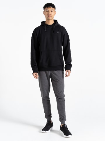 Hoodie "Distinctly" in Schwarz