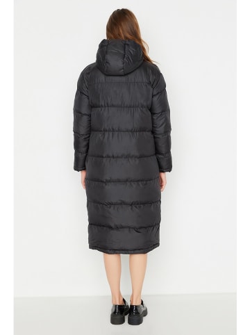 Wintermantel in Schwarz