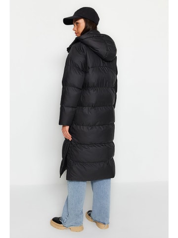 Wintermantel in Schwarz