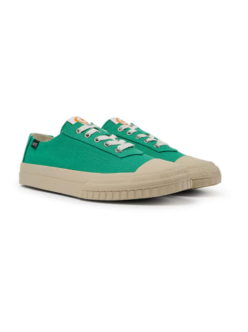 Sneakers in Grün