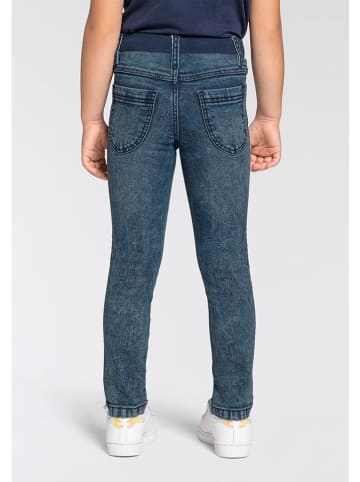 Jeans in Dunkelblau