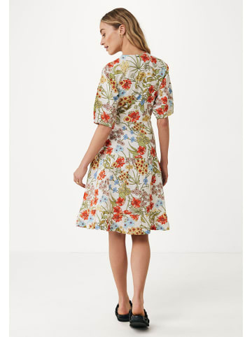 Kleid in Bunt