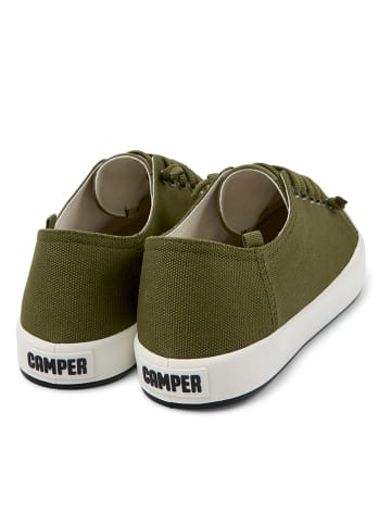 Sneakers in Khaki