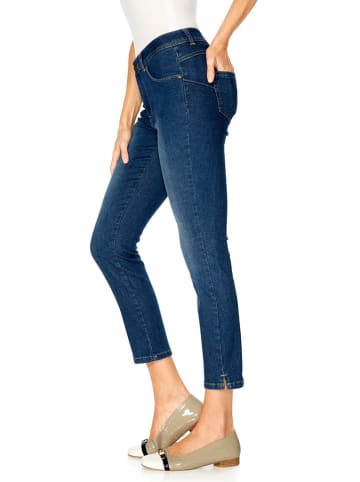Dżinsy - Slim fit - w kolorze niebieskim