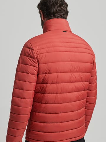 Steppjacke in Rot