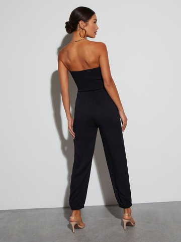 Jumpsuit in Schwarz