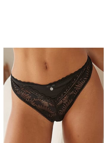 Stringi w kolorze czarnym