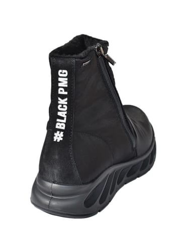 Boots in Schwarz