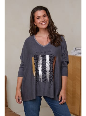 Sweter w kolorze antracytowym