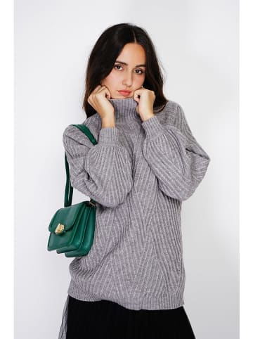 Pullover in Grau