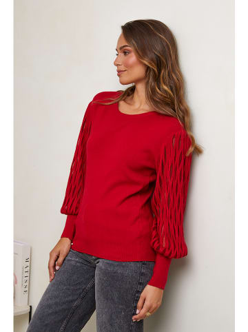 Sweter w kolorze czerwonym