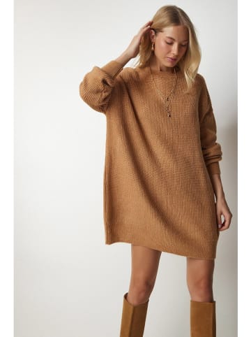 Sweter w kolorze jasnobrązowym