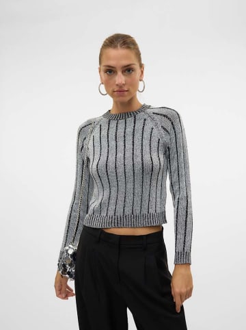 Sweter w kolorze szarym