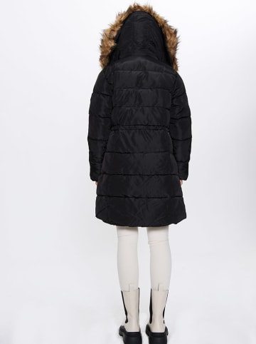 Wintermantel in Schwarz