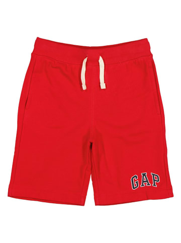 Shorts in Rot