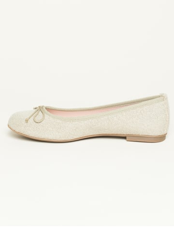 Ballerinas in Creme