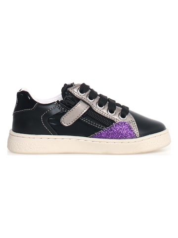Sneakersy "Quar" w kolorze czarnym