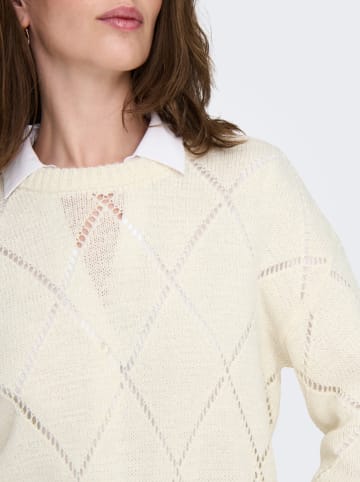 Sweter w kolorze kremowym