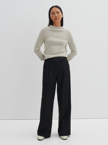 Bluza w kolorze kremowym