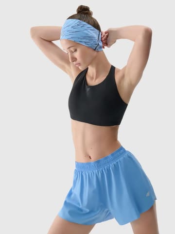 Trainingsshorts in Hellblau