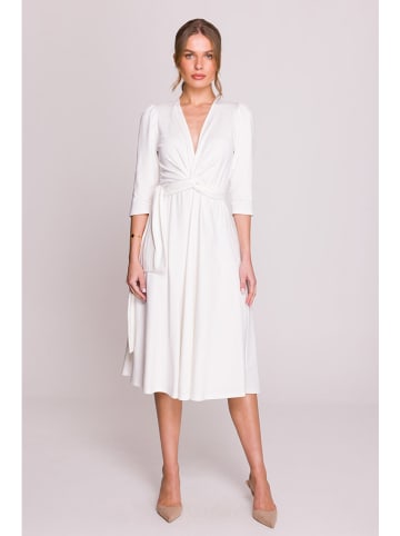 Kleid in Creme