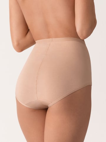 Pełne figi high waist w kolorze beżowym