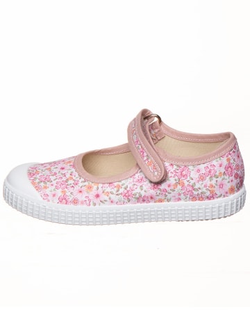 Spangenballerinas in Rosa