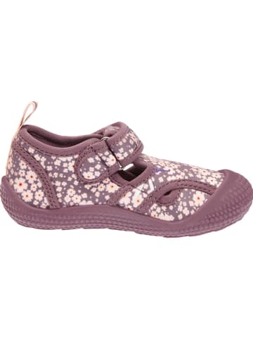 Buty kąpielowe w kolorze fioletowym