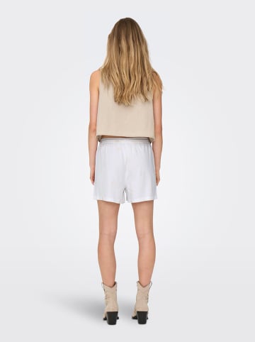 Shorts in Weiß