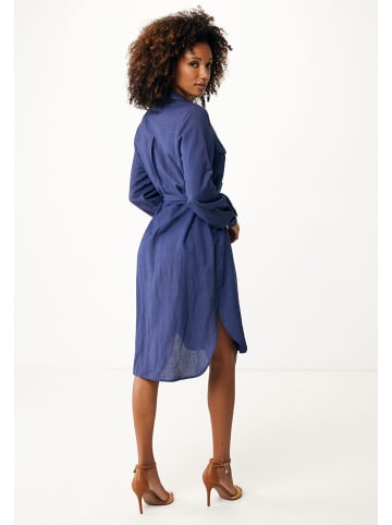 Kleid in Dunkelblau