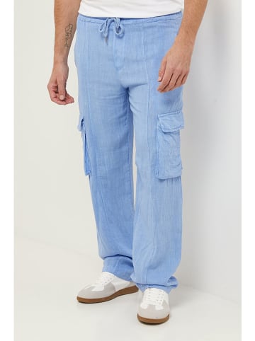 Leinen-Cargohose in Hellblau