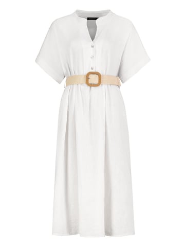 Kleid in Weiß