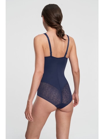 Body w kolorze granatowym