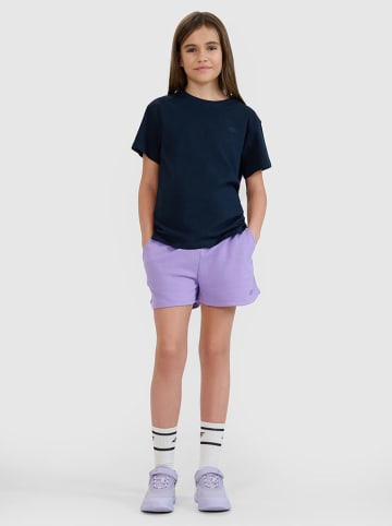 Shorts in Flieder