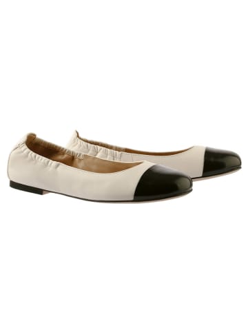 Leder-Ballerinas in Schwarz/ Creme