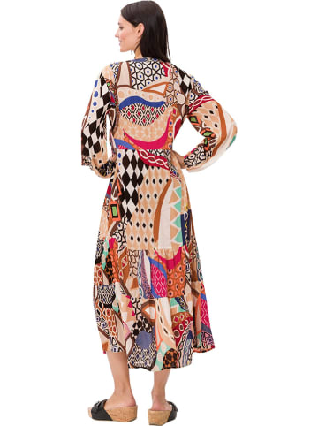 Kleid in Bunt